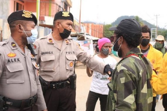 400 Personel TNI-Polri Dikerahkan Antisipasi Demo di Jayapura - JPNN.COM