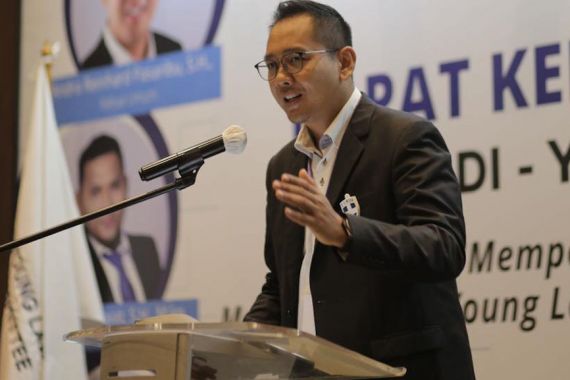 Komite Advokat Muda PERADI Siap Bantu Wujudkan Single Bar - JPNN.COM
