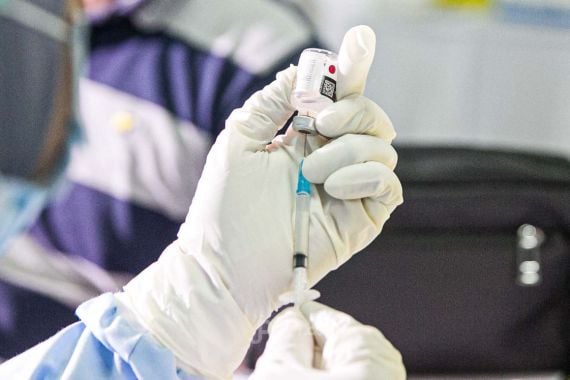 Pemerintah Terus Mempersiapkan Logistik dan SDM untuk Vaksinasi Covid-19 - JPNN.COM