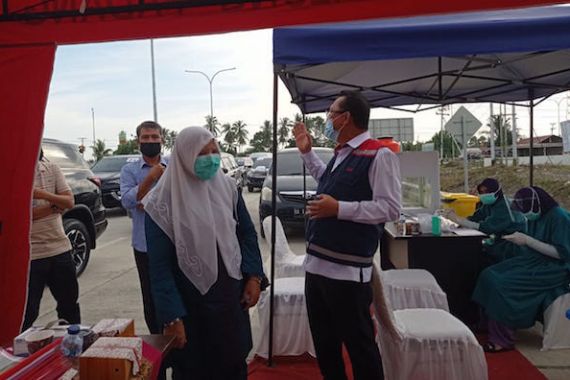 Nevi Harapkan Pelaku UMKM Mendapat Akses di Rest Area Tol Padang-Sicincin - JPNN.COM