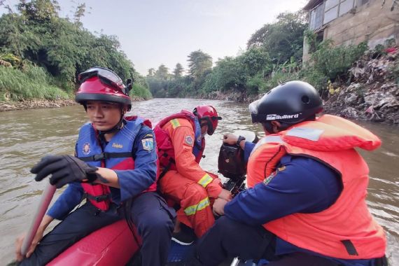Rizki Tewas di Kali Ciliwung saat Berenang Bersama Temannya, Kondisi Mengenaskan - JPNN.COM