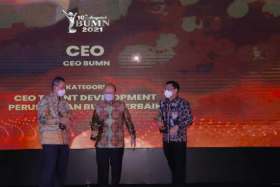 Pupuk Indonesia Borong 4 Penghargaan di Ajang Anugerah BUMN 2021 - JPNN.COM