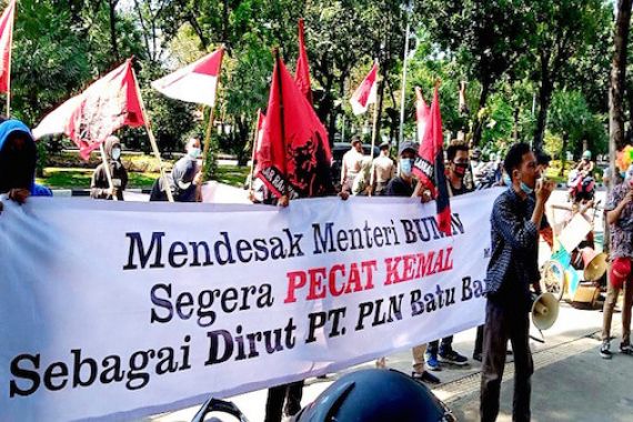 Laskar Rakyat Jokowi Desak Kejagung Usut Dugaan Kartel Batu Bara - JPNN.COM