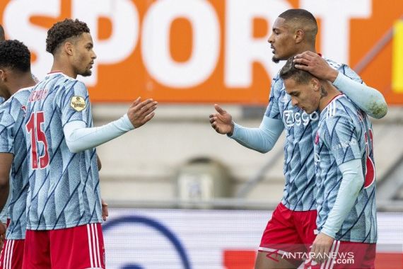 Ajax Nyaris Juara, PSV dan AZ Alkmaar Berkejaran - JPNN.COM