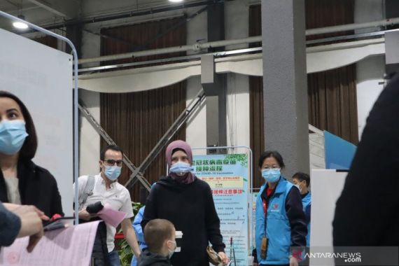 Vaksinasi COVID-19 untuk WNA, China Dahulukan Umat Islam - JPNN.COM