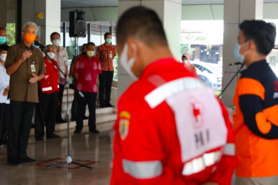 Pak Ganjar Kirimkan Sukarelawan dan Bantuan Logistik Senilai Rp500 juta ke NTT - JPNN.COM