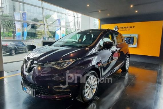 Renault Resmi Memperkenalkan Mobil Listrik Zoe, Harganya? - JPNN.COM