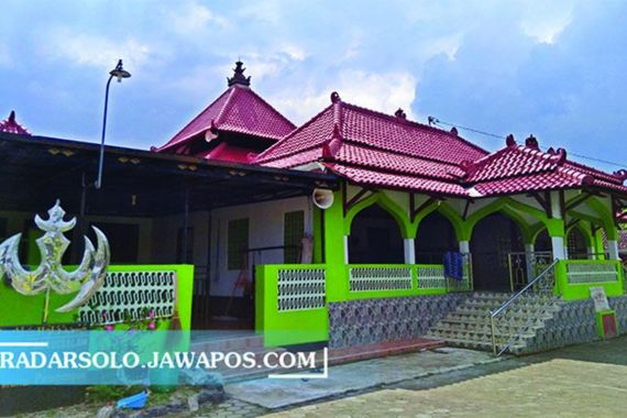 Masjid Ini Saksi Sejarah Pangeran Diponegoro, di Dalamnya Ada Sumur Menyimpan Harta - JPNN.COM
