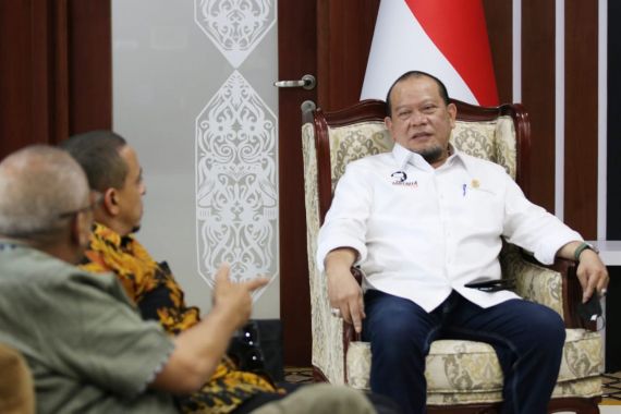 LaNyalla Minta Perusahaan Jujur, Pemprov Jatim Kawal Pembayaran THR - JPNN.COM