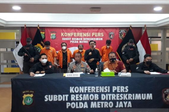 Polda Metro Jaya Tangkap 5 Perampok Bermodus Polisi Gadungan - JPNN.COM