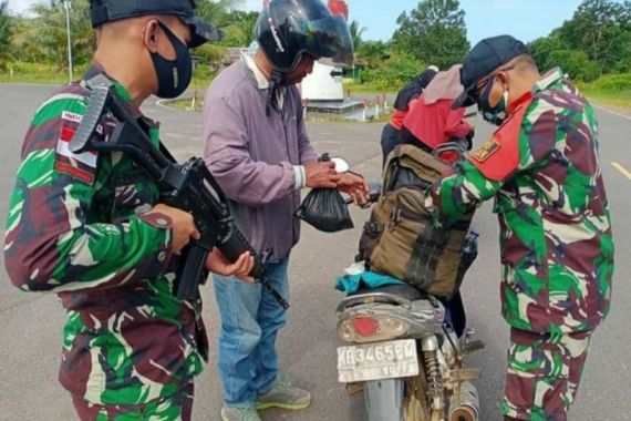 Lihat, Satgas Pamtas Perketat Penjagaan di Perbatasan RI-Malaysia - JPNN.COM