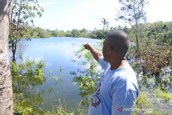 Kesaksian Warga Munculnya Danau di Lahan Seluas 2 Hektare - JPNN.COM