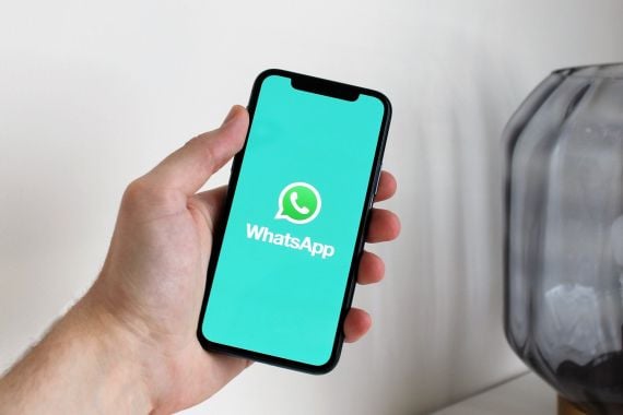 WhatsApp Sedang Menguji Coba Fitur Kode Rahasia Untuk Chat - JPNN.COM
