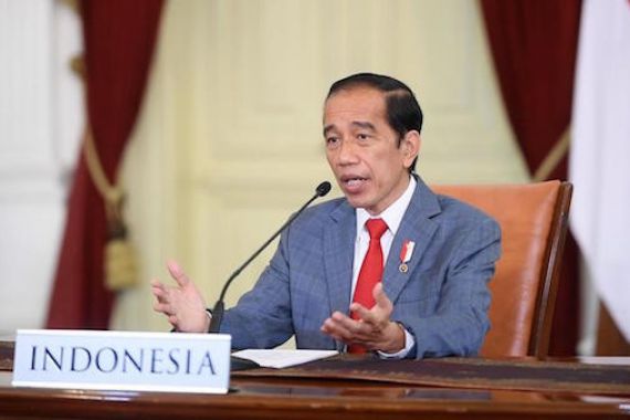 Terucap Kata Alhamdulillah Saat Jokowi Sebutkan Angka BOR di Rumah Sakit - JPNN.COM