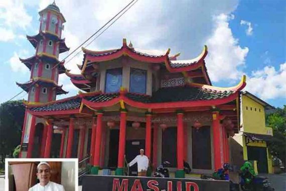 Ustaz Mahdi, Warga Keturunan Tionghoa jadi Mualaf, Lihat Masjid yang Dia Dirikan - JPNN.COM