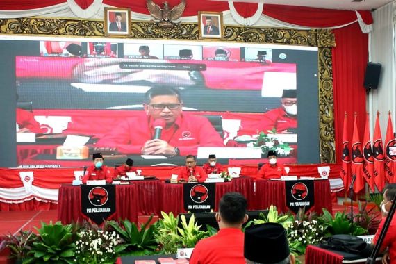 Sekjen PDIP: Pahami Sejarah Bung Karno dan Wujudkan Perjuangannya - JPNN.COM