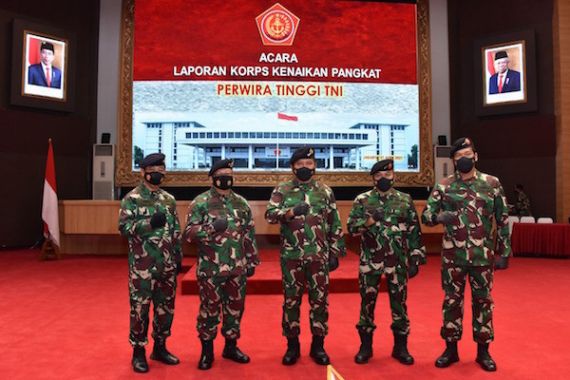 Wakasal Hadiri Laporan Kenaikan Pangkat Perwira Tinggi TNI - JPNN.COM