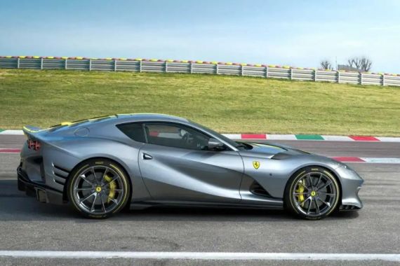 Ferrari Siapkan Penantang Mobil Paling Kencang Milik Lamborghini - JPNN.COM