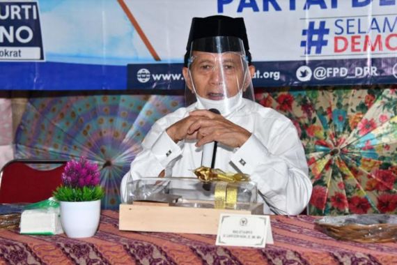 Syarief Hasan Harap Rakyat Patuhi Prokes untuk Jaga Pemulihan Ekonomi - JPNN.COM