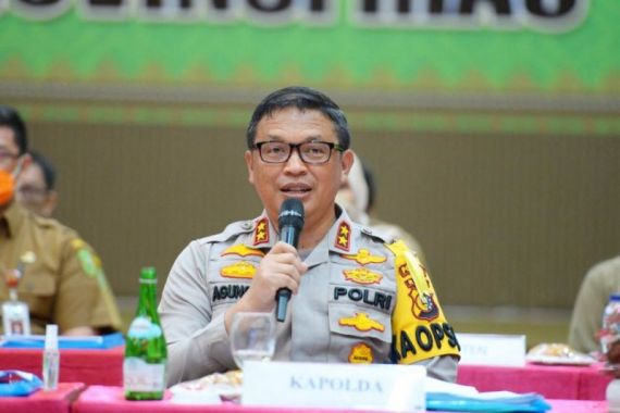 Polda Riau Bongkar 29 Kasus Pembalakan Liar - JPNN.COM