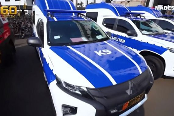 Intip Ketangguhan Mobil K9 Polisi Militer AD yang Mencuri Perhatian Jenderal Andika Perkasa - JPNN.COM