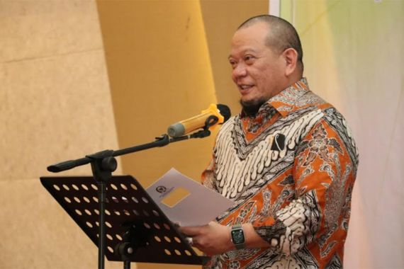 Ketua DPD RI Dorong Disdik Kembangkan Pendidikan Vokasi - JPNN.COM