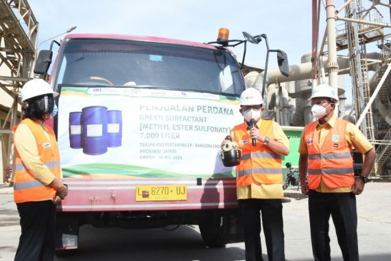Green Surfactant Produksi Petrokimia Gresik Diminati Industri Migas di Indonesia - JPNN.COM
