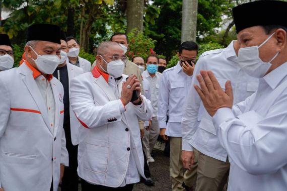 Temui Prabowo, Presiden PKS Ajak Gerindra Melindungi Tokoh Agama - JPNN.COM