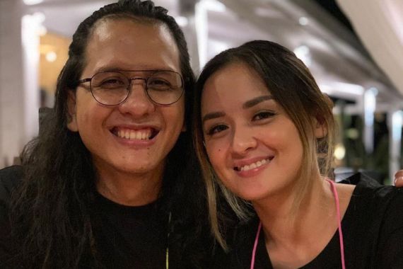 Kabar Duka, Suami Joanna Alexandra Meninggal Dunia - JPNN.COM