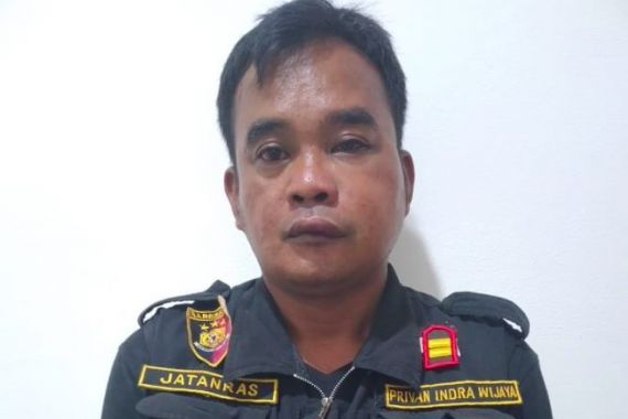 Arpan Sudah Ditangkap Tim Pimpinan Kompol Junaidi, Polisi Gadungan Itu Jadi Kayak Begini, Lihat - JPNN.COM