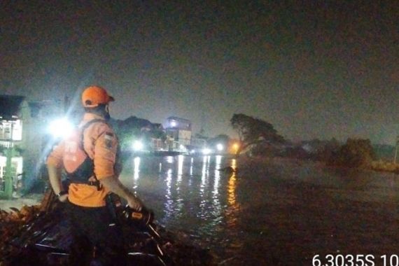 Banjir Melanda 3 Kecamatan di Kota Bekasi, Ini Lokasi Terparah - JPNN.COM