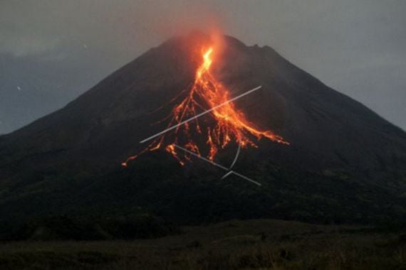 Gunung Merapi Meluncurkan Awan Panas Jumat Malam, Radius 3 Kilometer - JPNN.COM