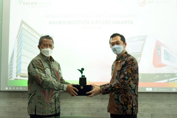 KALBIS Institute dan PT LRT Jakarta Berkolaborasi soal Dosen Tamu, Magang, Beasiswa - JPNN.COM