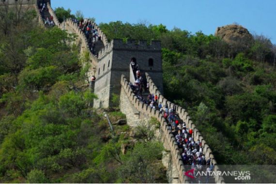 Berabad-abad Kokoh, Tembok Besar China Akhirnya Diruntuhkan Alam - JPNN.COM