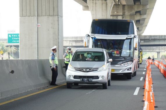 Pasca-Lebaran Idulfitri, Sudah Puluhan Ribu Kendaraan Menuju DKI Jakarta - JPNN.COM