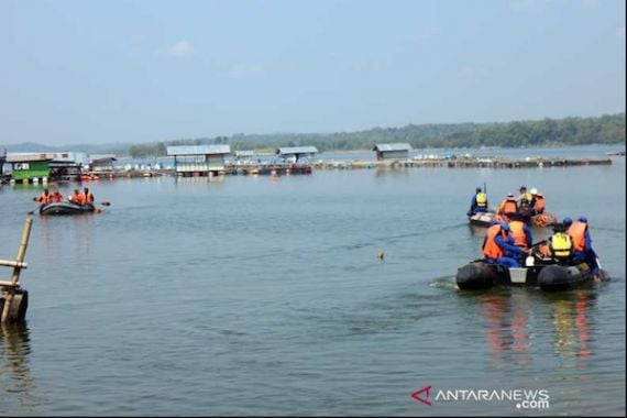 AKBP Morry Ungkap Penyebab Perahu Tenggelam di Waduk Kedung Ombo - JPNN.COM