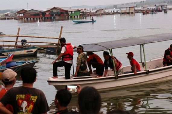 Astaga! Nakhoda Perahu yang Terbalik di Waduk Kedung Ombo Baru Berusia.. - JPNN.COM