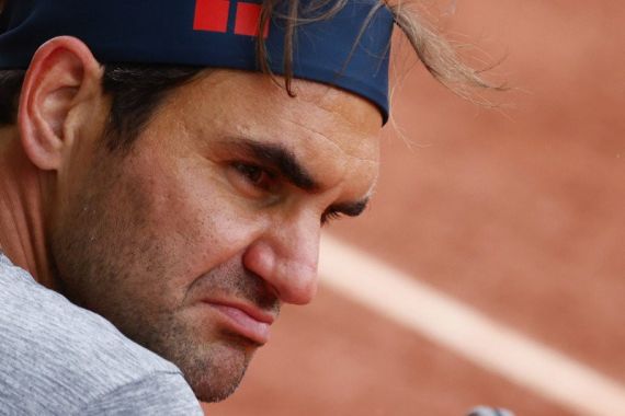 Federer Keok di Tangan Petenis Peringkat 75 Dunia - JPNN.COM