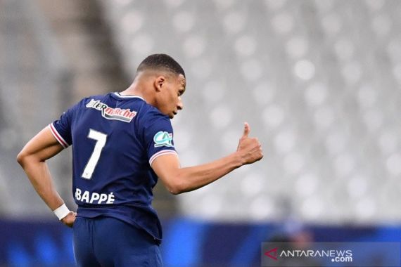 Benzema Masuk Skuad Prancis, Mbappe Puji Setinggi Langit - JPNN.COM