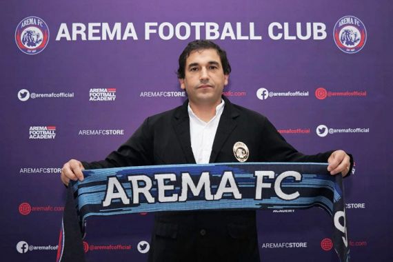 Target Pelatih Eduardo Almeida untuk 3 Laga Sisa Arema FC - JPNN.COM