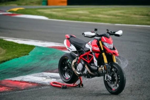 Ducati Hypermotard 950 Tampil Segar dan Mesin Baru - JPNN.COM