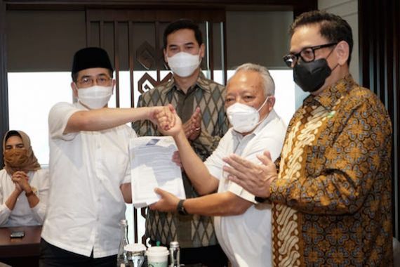 Arsjad Rasjid Resmi Mendaftar Sebagai Calon Ketum Kadin Indonesia - JPNN.COM