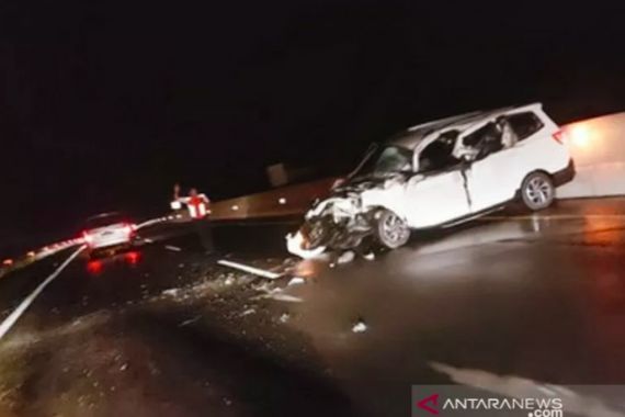 Wuling vs Truk di Tol Pekanbaru-Dumai, Begini Penampakannya - JPNN.COM