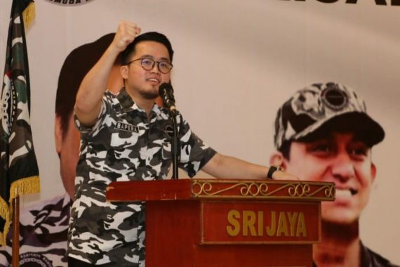 Andik Dipecat Gegara Ikut Melaporkan Gubernur Khofifah ke Polisi - JPNN.COM