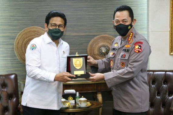 Gus Menteri Minta Bantuan Kapolri Jenderal Listyo Kawal Dana Desa - JPNN.COM