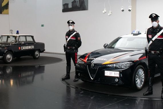 Giulia, Sedan Mewah Mutakhir yang Dirancang Khusus untuk Pasukan Carabinieri - JPNN.COM