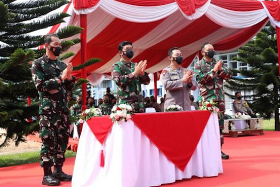 Panglima TNI Resmikan Gedung Perpustakaan Widyasana Sesko Angkatan Udara - JPNN.COM