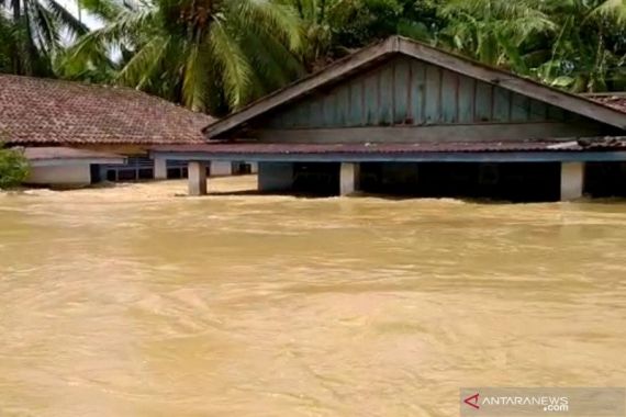 Lima Desa di Musi Rawas Direndam Banjir, Lihat Ketinggian Airnya - JPNN.COM