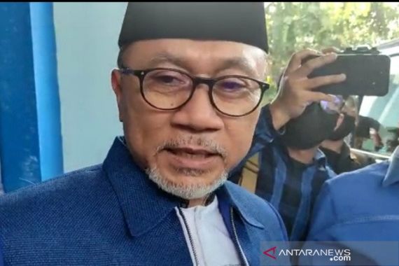 Anggota DPR Dapil Papua Meninggal Akibat Covid-19, Zulkifli Hasan Berbelasungkawa - JPNN.COM