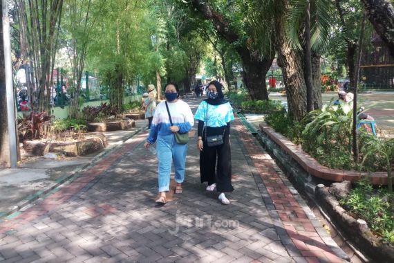 Anak Usia di Bawah 12 Tahun Dilarang Masuk Kebun Binatang Surabaya - JPNN.COM